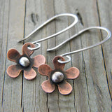 Pendientes vintage con forma de flor en plata