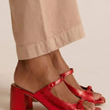 Sandalias Elegantes Valentina | Acabado Dorado