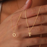 Collar de Oro con Letra Inicial