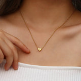 Collar de Oro con Inicial de Corazón