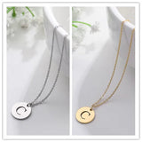 Collar de Oro con Colgante de Letra Elegante