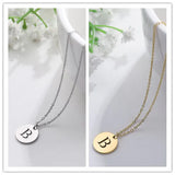 Collar de Oro con Colgante de Letra Elegante