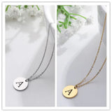Collar de Oro con Colgante de Letra Elegante