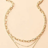 Collar vintage con cadena en capas y colgante dorado